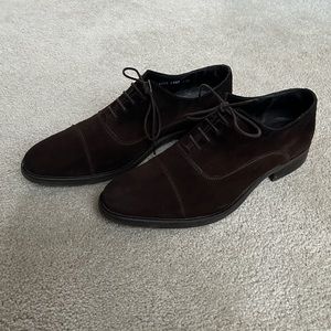 Donald J Pliner Suede Oxford